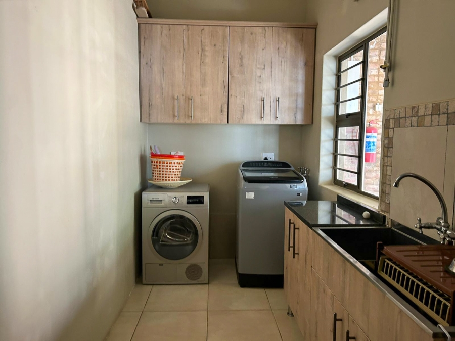 2 Bedroom Property for Sale in Potchefstroom Rural North West